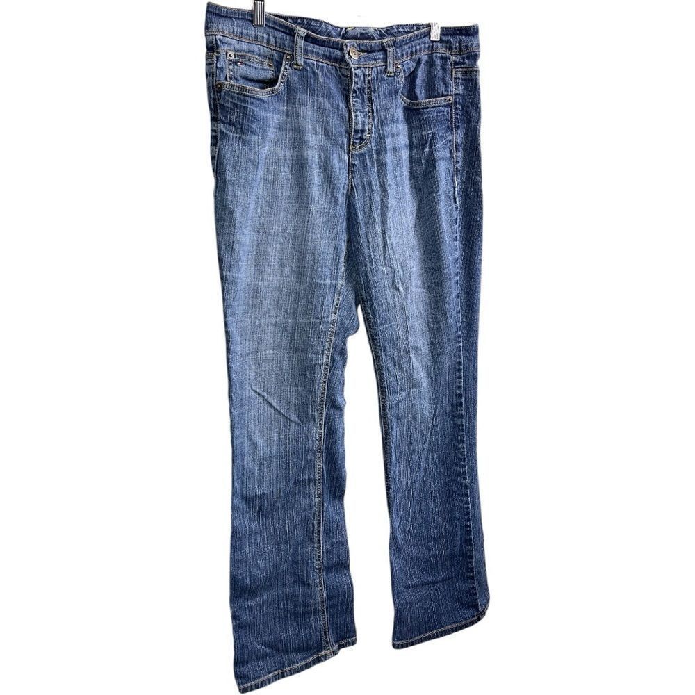 Tommy Hilfiger Women's Boot Cut Jeans - Medium Blue Wash